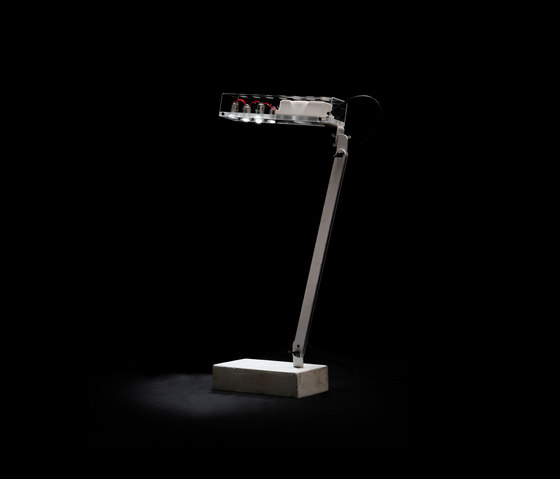 340Y | Table lights | Saas Instruments