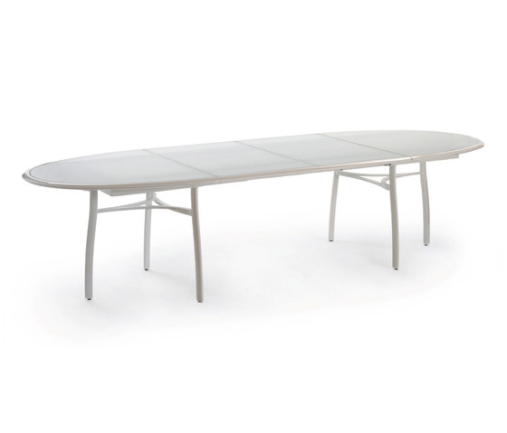 Première | Oval Dining Table With Extension Leaf | Esstische | EGO Paris