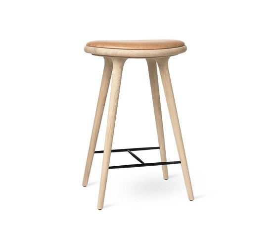 High Stool - Natural Soaped Oak - 69 cm | Bar stools | Mater
