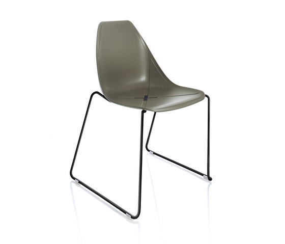 X Sled Chair | Chairs | ALMA Design