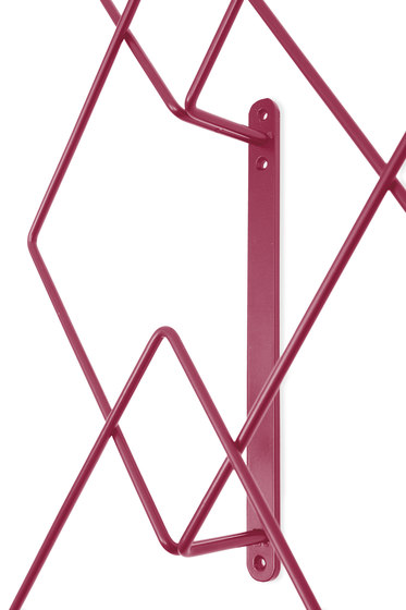 Coat hanger Firmin, cherry red | Coat racks | Hartô
