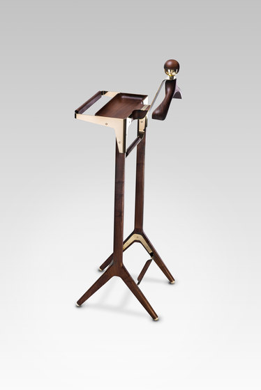 The Classical Valet Stand | Clothes racks | Honorific