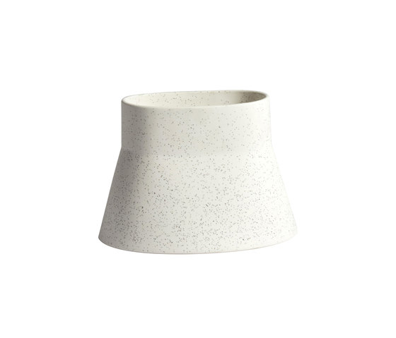 Louison vase model 3, spotted white | Vases | Hartô