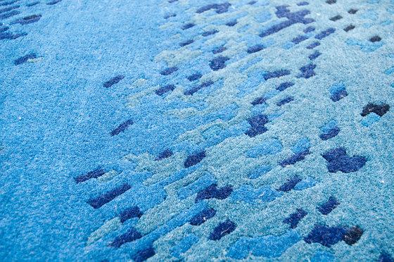 Carpet Noe, faded blue | Tappeti / Tappeti design | Hartô