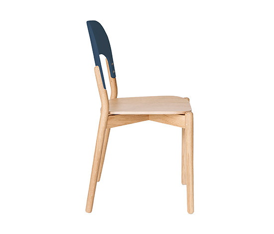 Chair Paula, natural oak and grey blue backrest | Chairs | Hartô