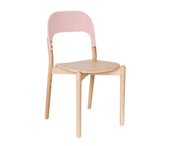 Chair Paula, natural oak and pink backrest | Stühle | Hartô
