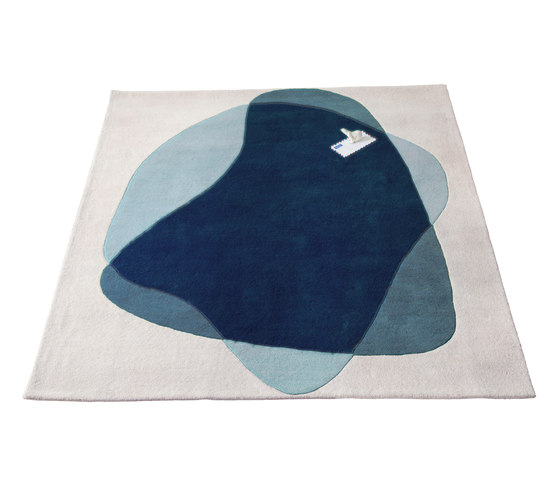 Serge | Carpet, shades of grey blue | Formatteppiche | Hartô