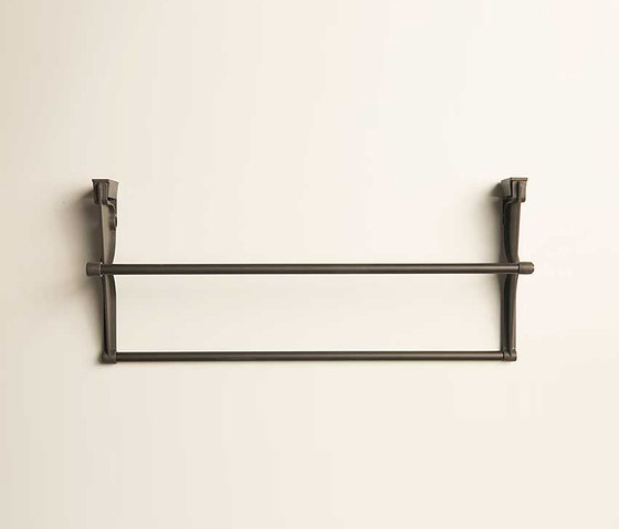 Pull-Out Shoe Rack | Furniture fittings | Former