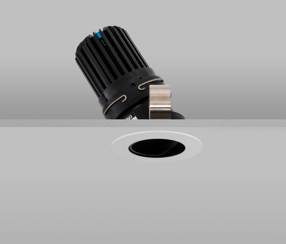 Flush 50+ RAL Match Medium 2700K | Lámparas empotrables de techo | John Cullen Lighting