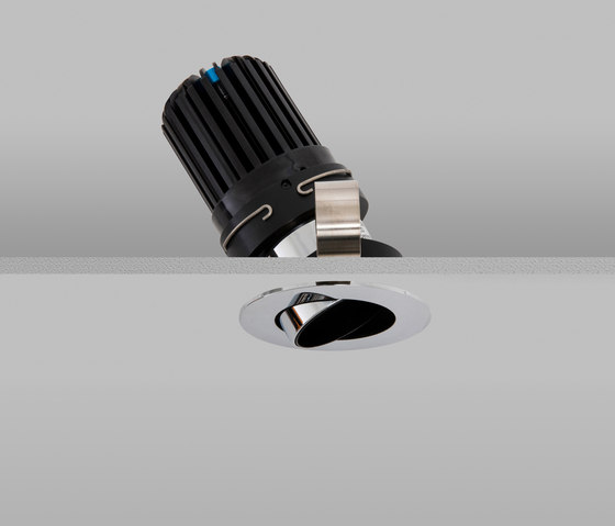 Polespring 50+ Chrome Narrow 2700K | Lámparas empotrables de techo | John Cullen Lighting