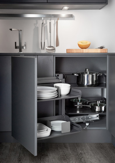 Magic Corner Standard Corner Pull-Out | Kitchen organization | peka-system