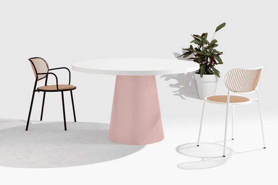 Dial Table - Cone Base | Esstische | DesignByThem