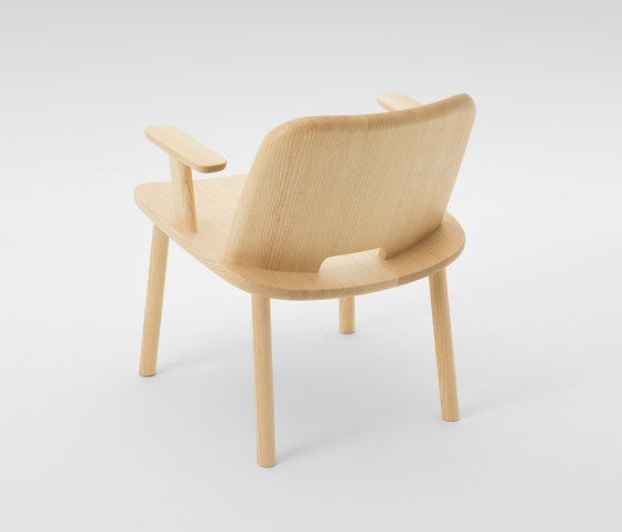 Fugu Lounge chair (with armrests) | Poltrone | MARUNI