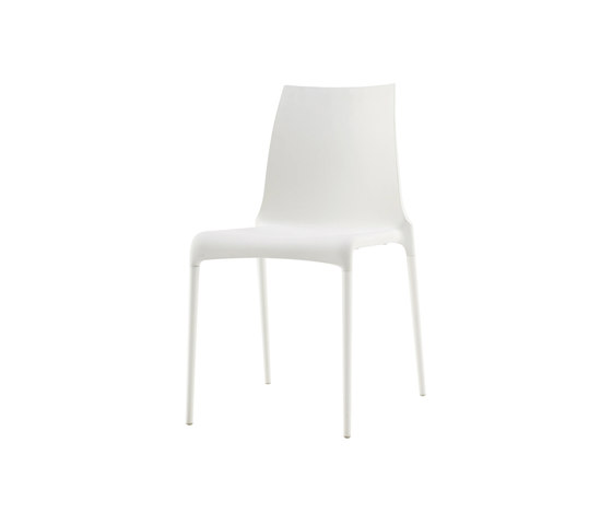 Petra | Chair White Indoor / Outdoor | Chairs | Ligne Roset