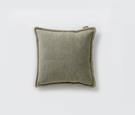 Site Soft | Checks outdoor cushion | Cushions | Warli