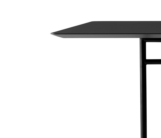 Snaregade Dining Table | Rectangular Black/ Charcoal | Tables de repas | Audo Copenhagen