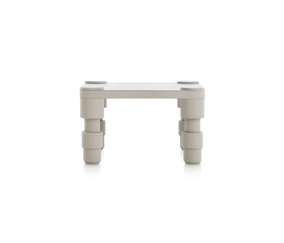 Garden Layers Small side table grey | Tables basses | GAN