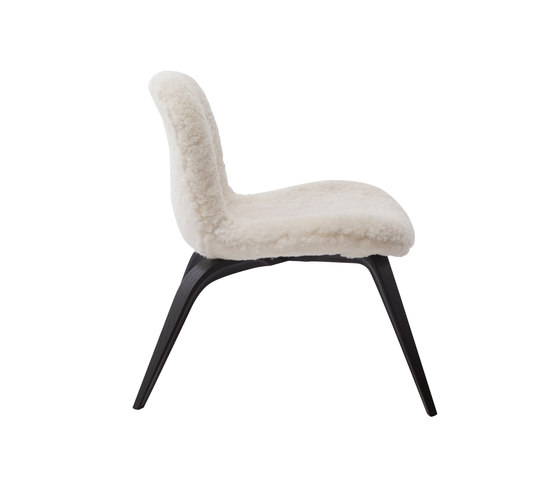 Goose Lounge Chair, Black / Sheepskin: Offwhite | Sessel | NORR11