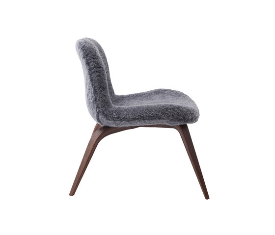 Goose Lounge Chair, Dark Stained / Sheepskin: Graphite | Sessel | NORR11