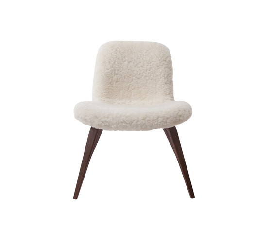 Goose Lounge Chair, Dark Stained / Sheepskin: Off White | Sillones | NORR11