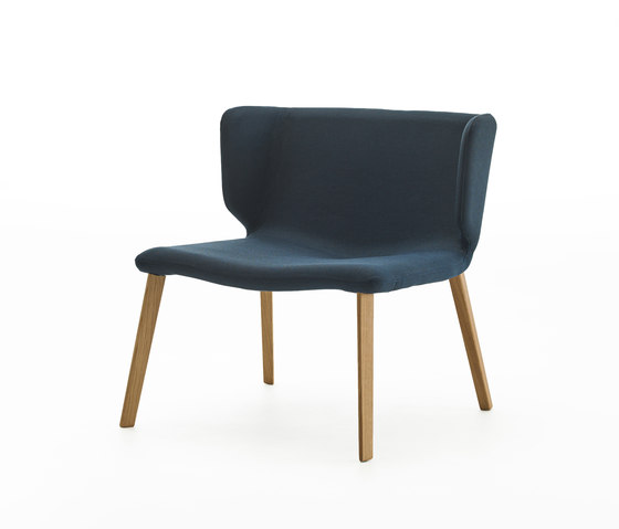 Wrapp Wooden Base | Armchairs | viccarbe