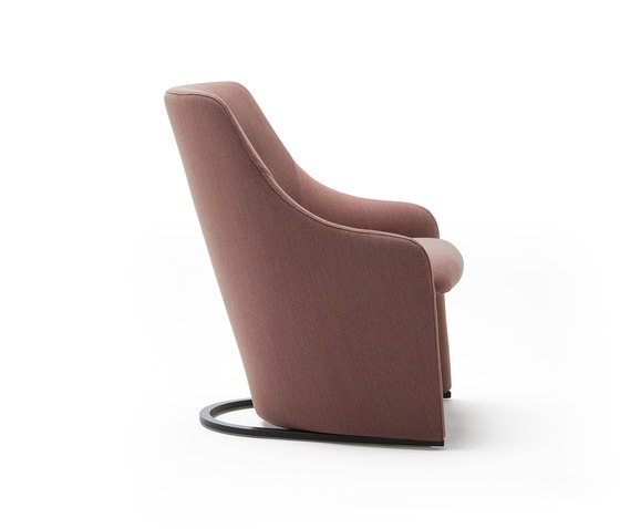 Nagi Low Smooth | Armchairs | viccarbe