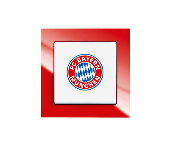 Fanschalter FC Bayern München | Push-button switches | Busch-Jaeger