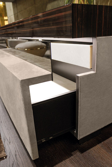 Terrance | Sideboards / Kommoden | Longhi S.p.a.