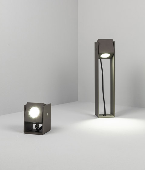Cube XL | Tower 12cm 40° grey | Lámparas exteriores de pared | Dexter