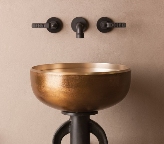 Ore Vessel Sink, Golden Bronze | Waschtische | Stone Forest