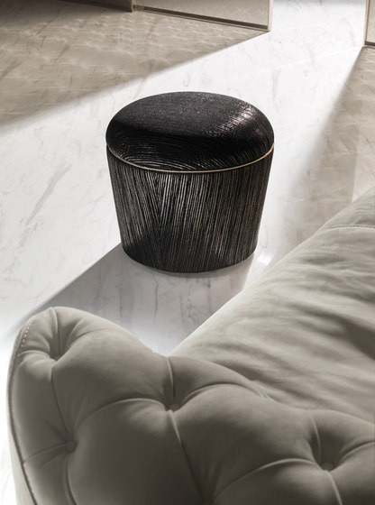 Teo loveluxe | Pouf | Longhi S.p.a.