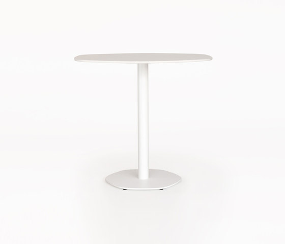 Loku | Café Table | Tables de bistrot | Case Furniture