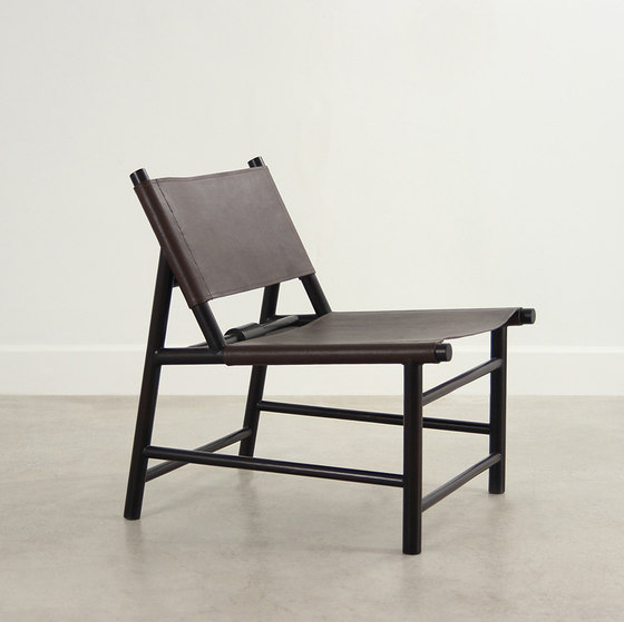 Altura Leather Lounge Chair | Poltrone | Pfeifer Studio