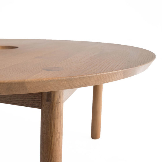 Aurea Oak Coffee Table | Tables basses | Pfeifer Studio