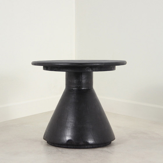 Cordova Turned Wood End Table | Tavolini alti | Pfeifer Studio
