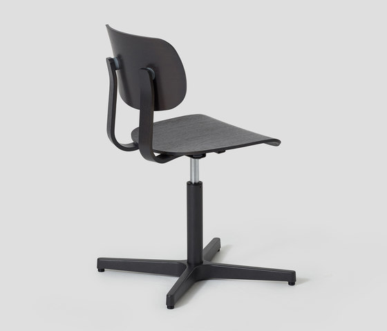 HD Chair With Pedestal | Sillas | VG&P