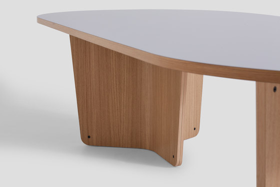 VG&P Y-table | Mesas contract | VG&P
