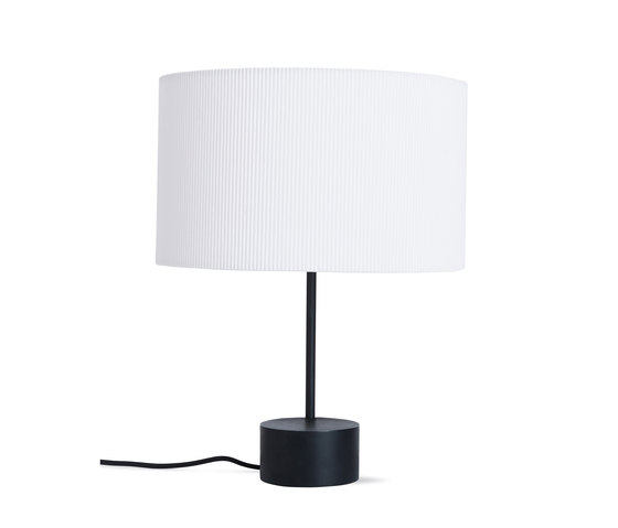 Pleat Drum Table Lamp | Luminaires de table | Design Within Reach