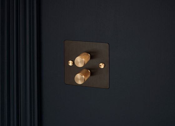 Dimmer Switches | 2G Smoked Bronze | Brass | Variateurs à bouton rotatif | Buster + Punch