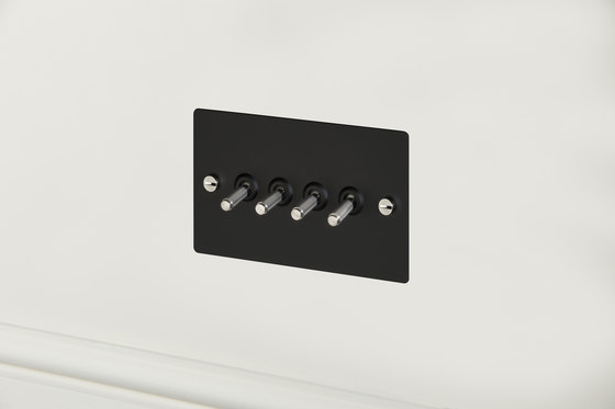 Toggle Switches | 4G Black | Steel | Interrupteurs à levier | Buster + Punch