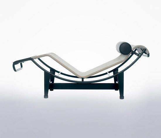 Chaise Longue - 4, Chaise Longue à REGLAGE continu, Designed by Le Corbusier, Pierre Jeanneret, Charlotte Perriand for Cassina - Cassina - Design