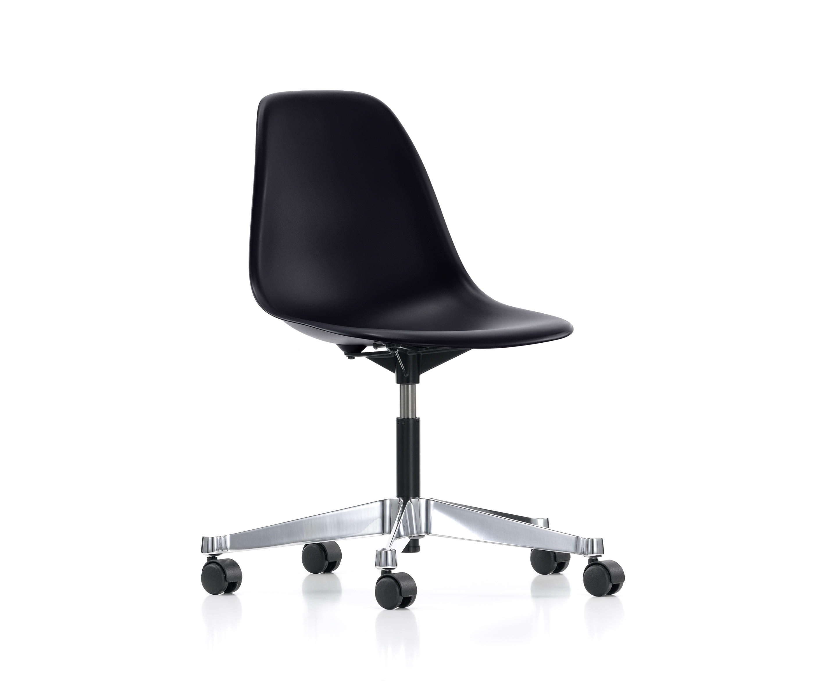 Пластиковые кресла офисные. Кресло Vitra Eames. Кресло Vitra Eames Side Chair. Vitra кресло офисное. Офисный стул Vitra.