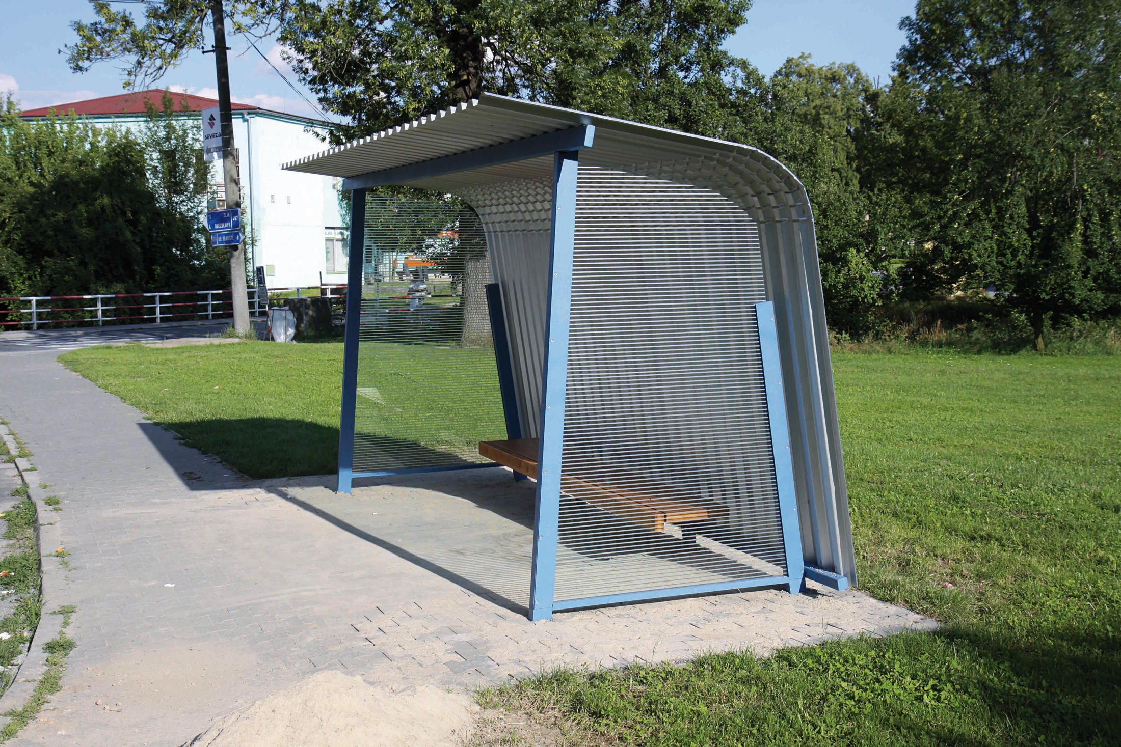 cortext Bus stop shelter | Architonic