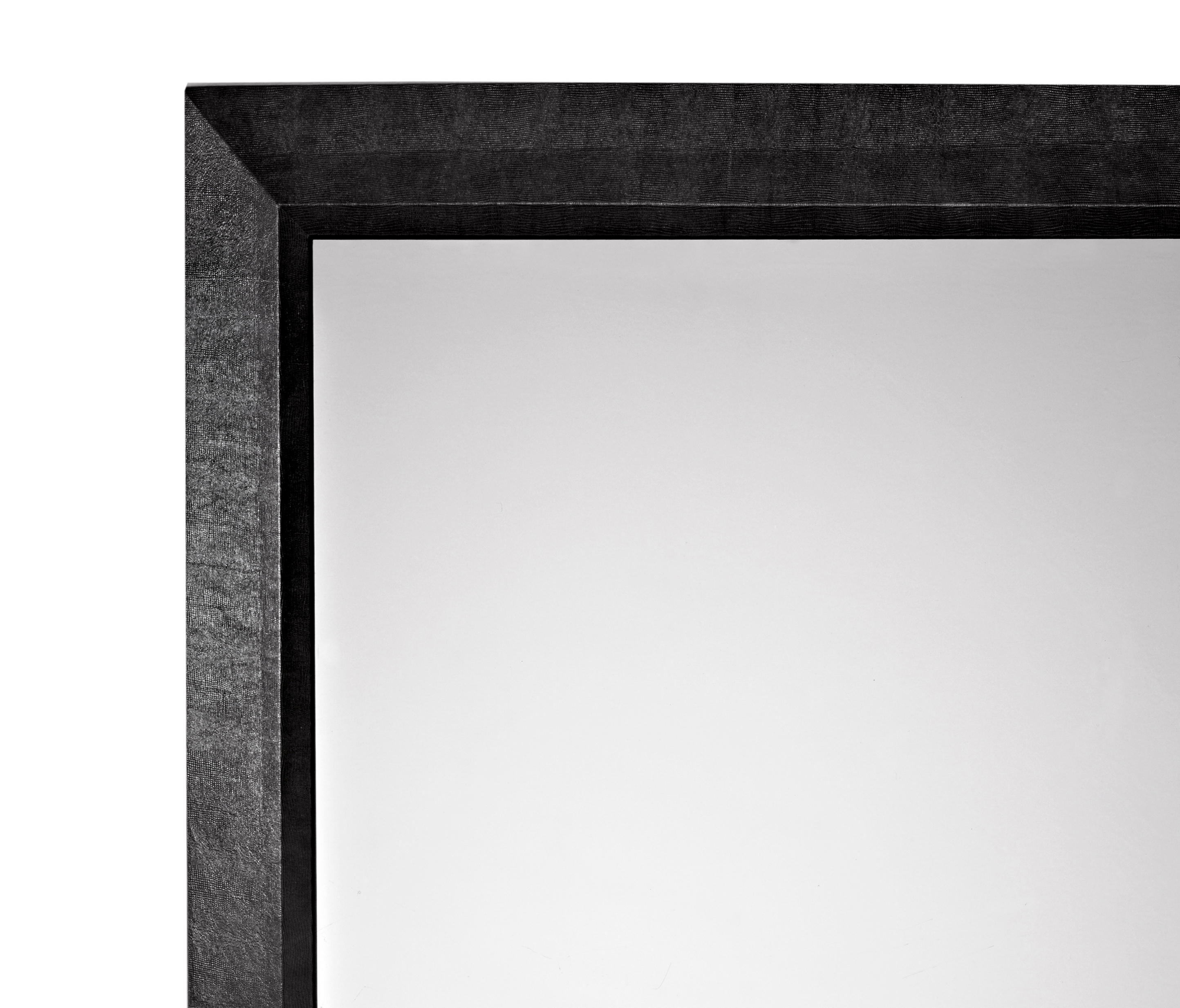 LIUTO - Mirrors from HENGE | Architonic