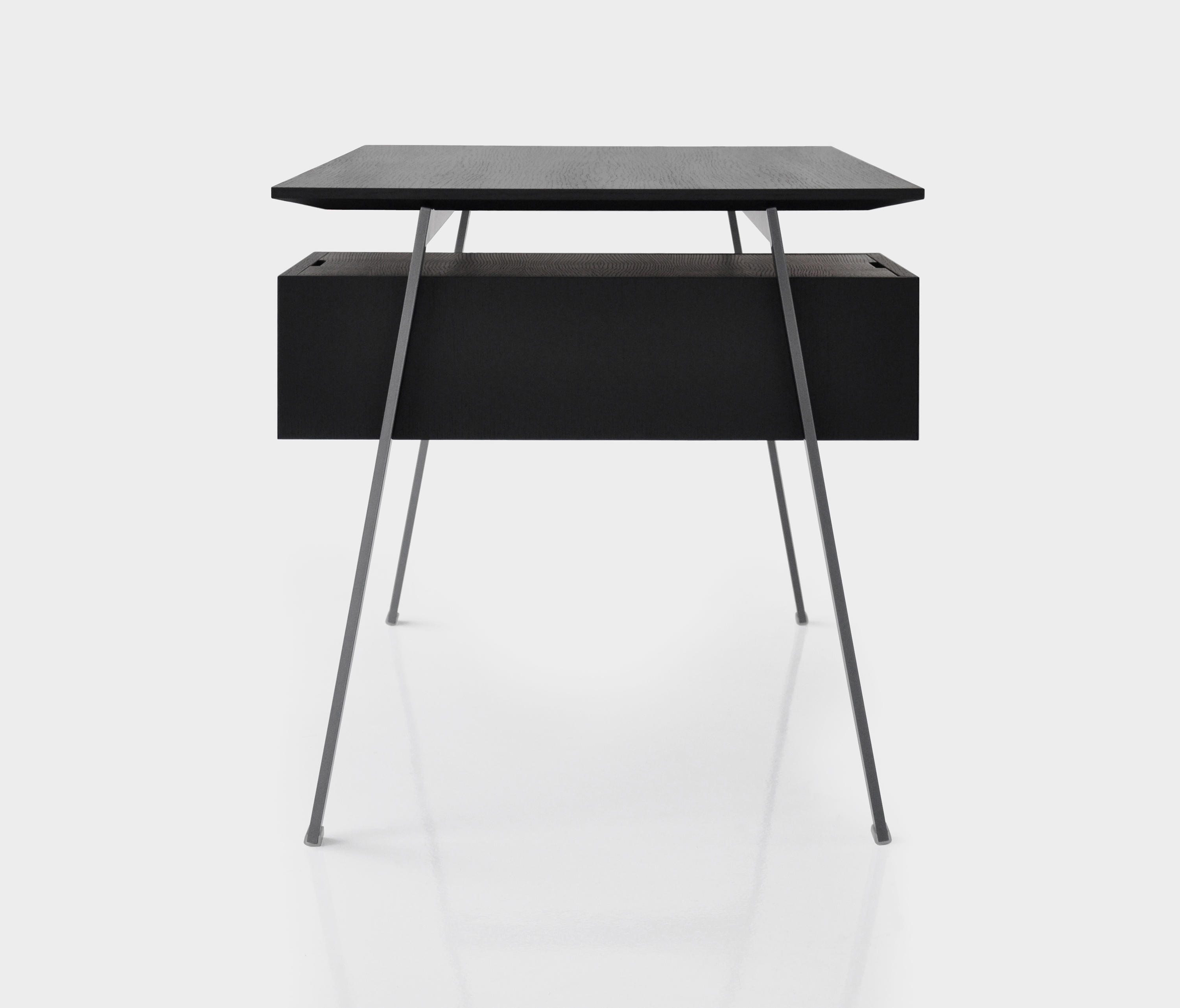 Homework With Wood Top Desks From Bensen Architonic Homework With Wood Top By Bensen Desks