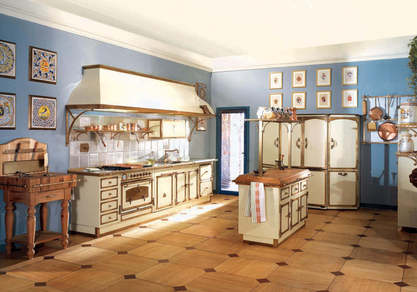 GUICCIARDINI PALACE KITCHEN Fitted Kitchens From Officine Gullo