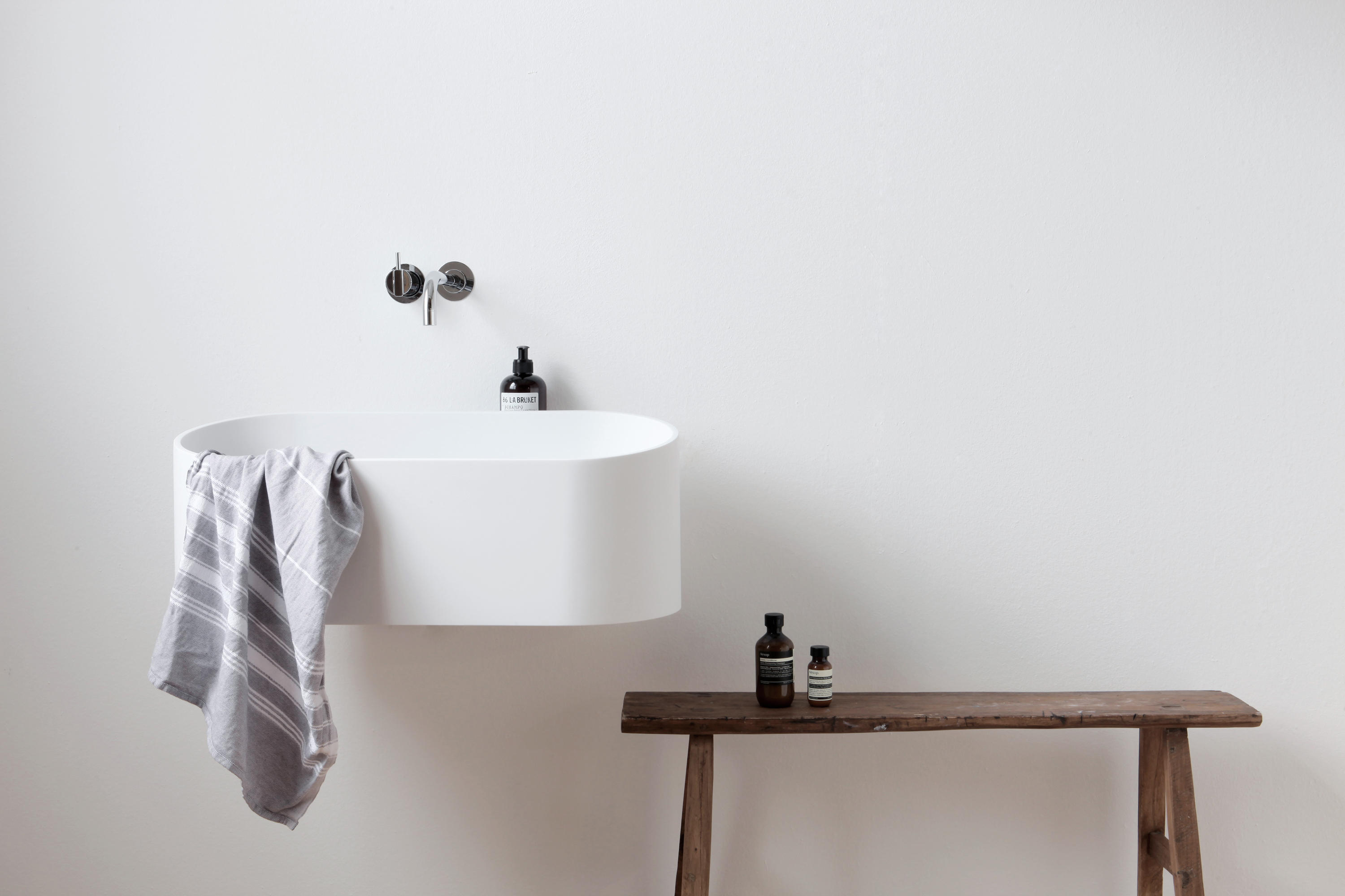 FUSE BASIN - Wash basins from Not Only White | Architonic