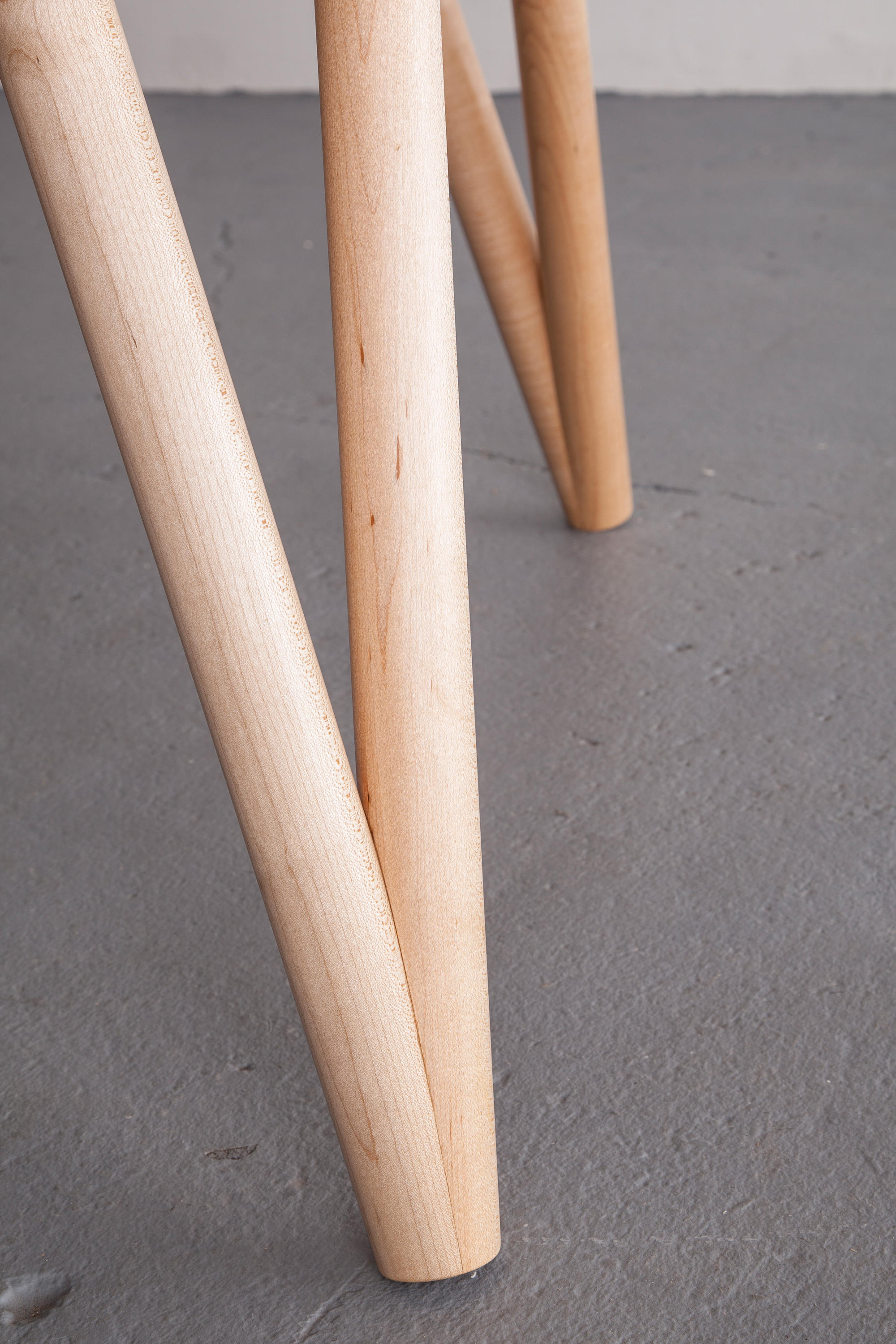 HAIRPIN TABLE Dining tables from David Gaynor Design Architonic