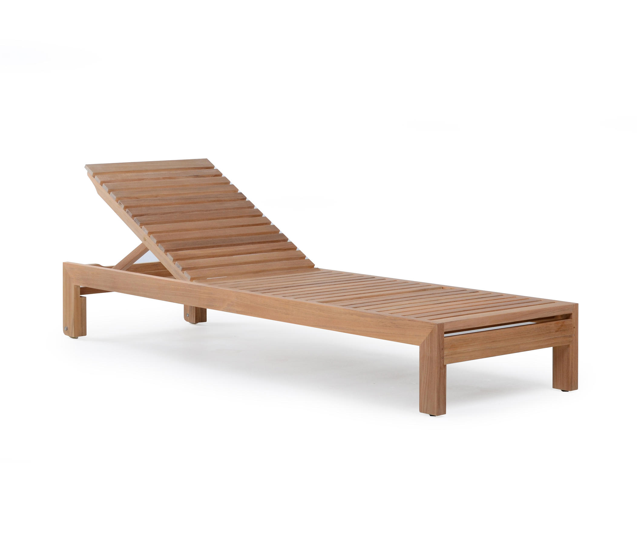 AZURE LOUNGER - Sun loungers from Wintons Teak | Architonic