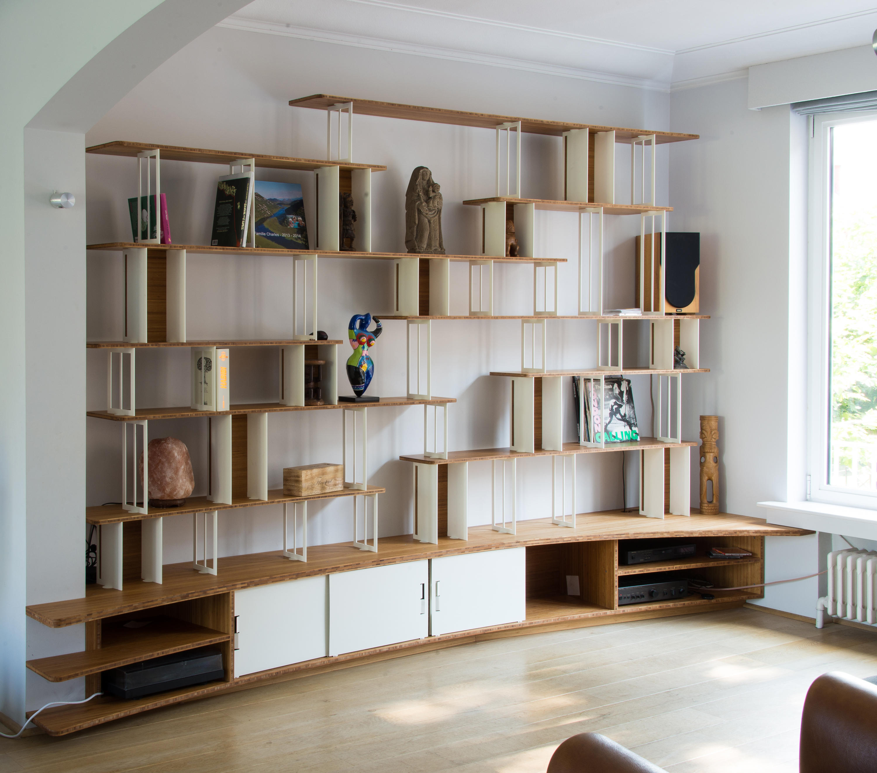 CURVE STEEL BOOKSHELF Office shelving systems from Joa Architonic